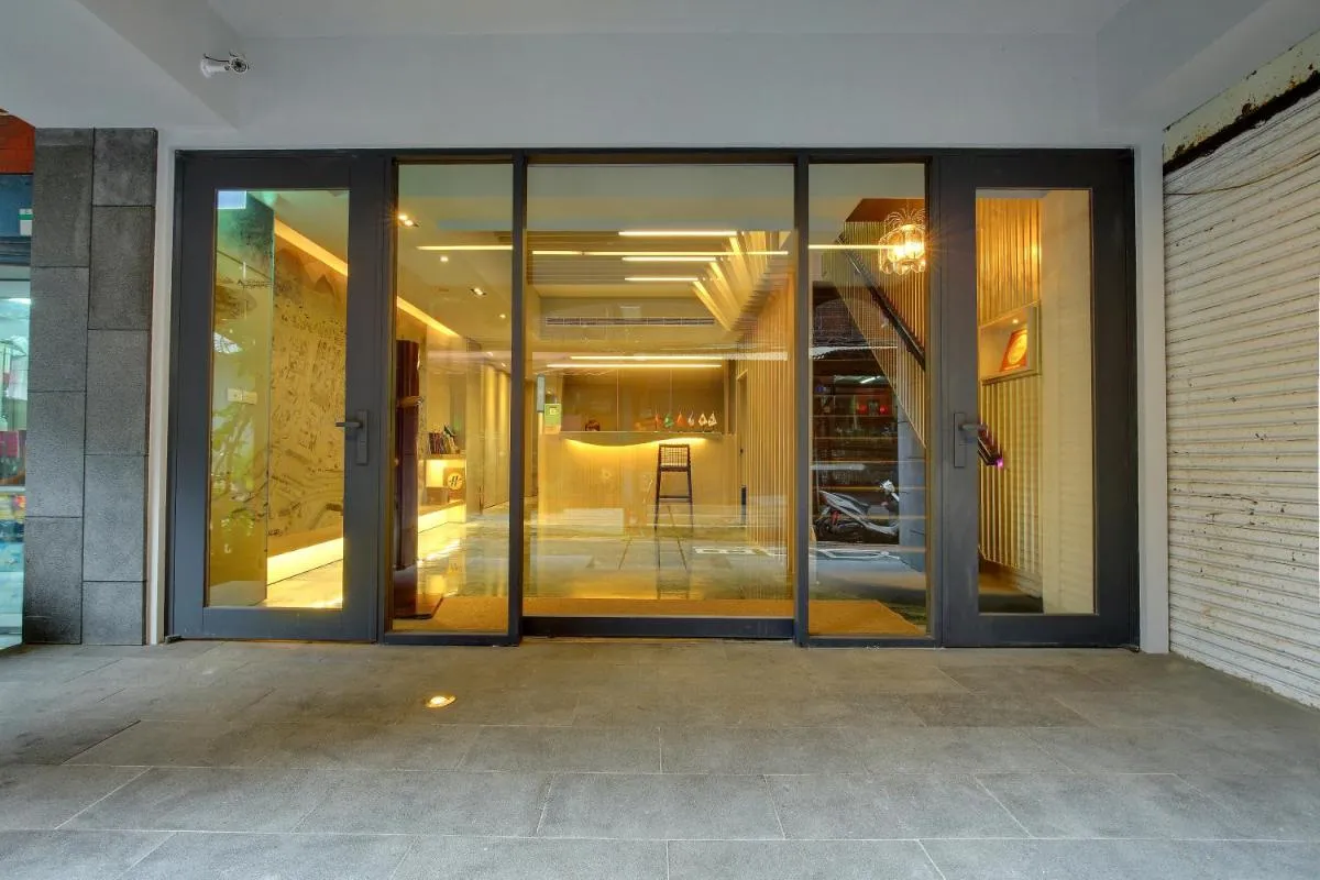 Image 5 of Bayman Hotel