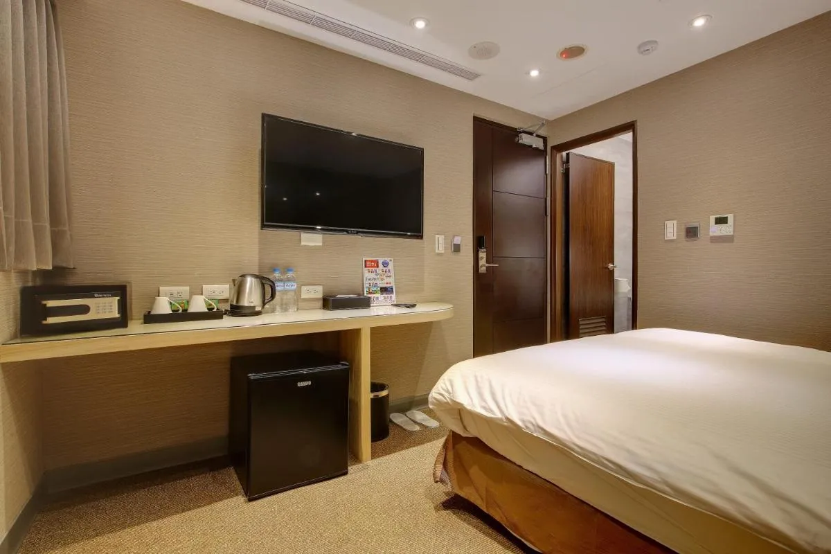 Image 6 of Bayman Hotel