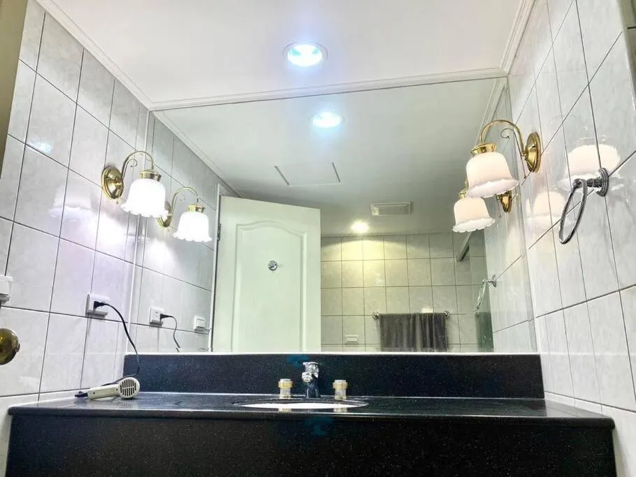 Image 2 of Best Taipei Hotel Room in Beitou Executive Suite for 5 guests up to 115 square meters with kitchen