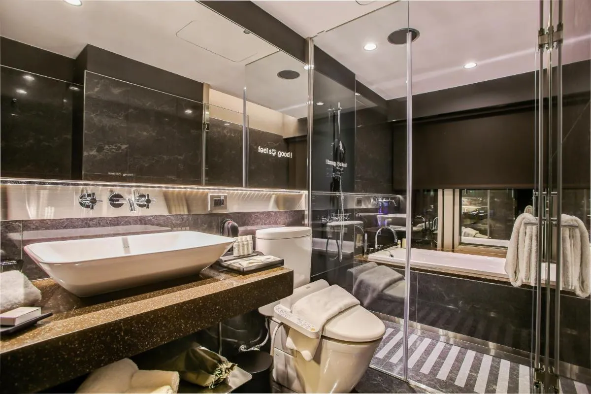 Image 2 of CHECK inn Taipei Nanjing