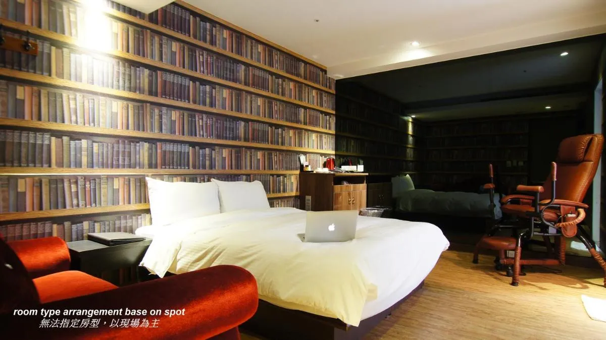 Image 4 of Colors Infinity Inn