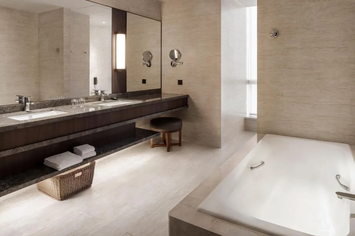 Image 2 of Courtyard by Marriott Taipei