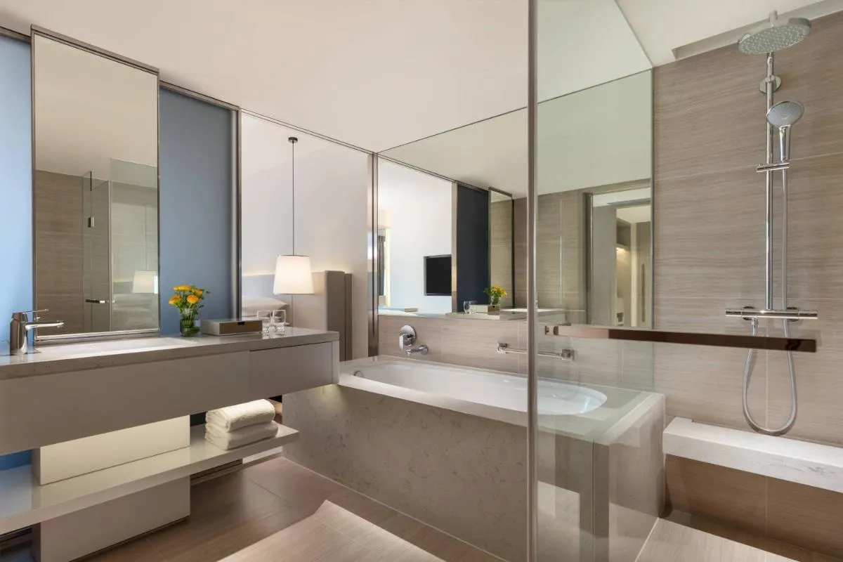 Image 2 of Courtyard by Marriott Taipei Downtown