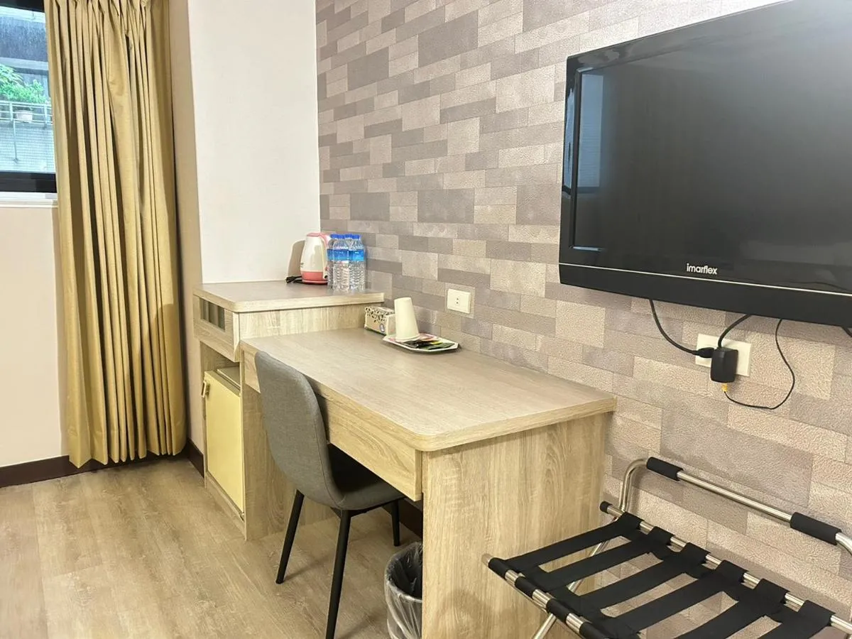 Image 4 of Doitsu Hotel