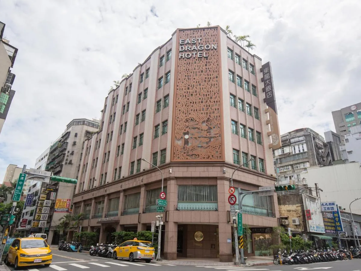 Image 3 of East Dragon Hotel