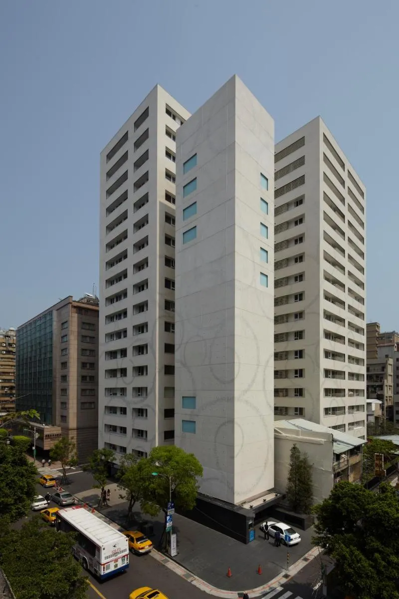 Image 6 of Gloria Residence