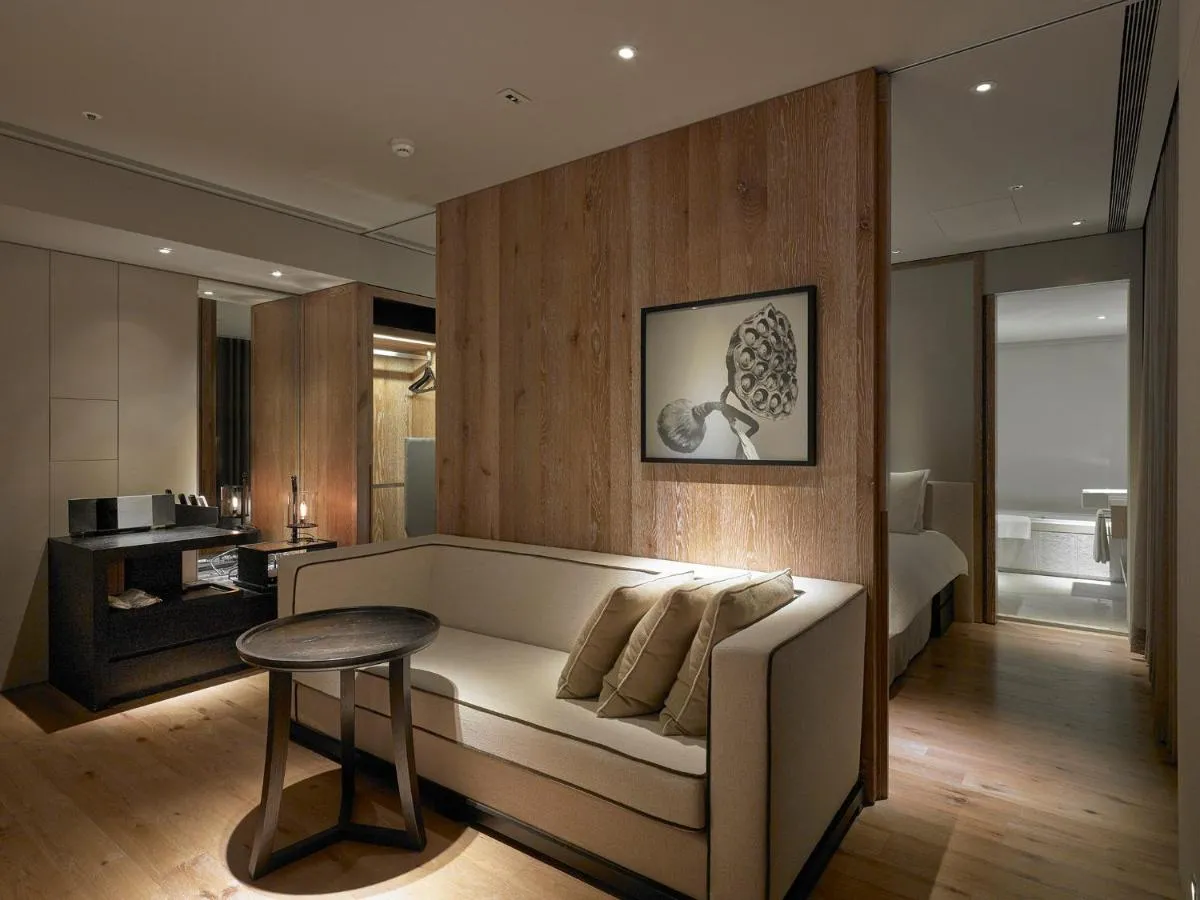 Image 5 of Gloria Residence