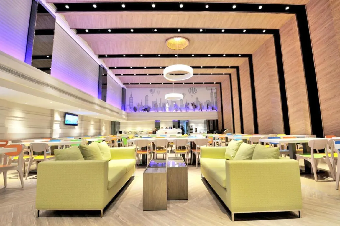 Image of Green World Hotel – Zhonghua
