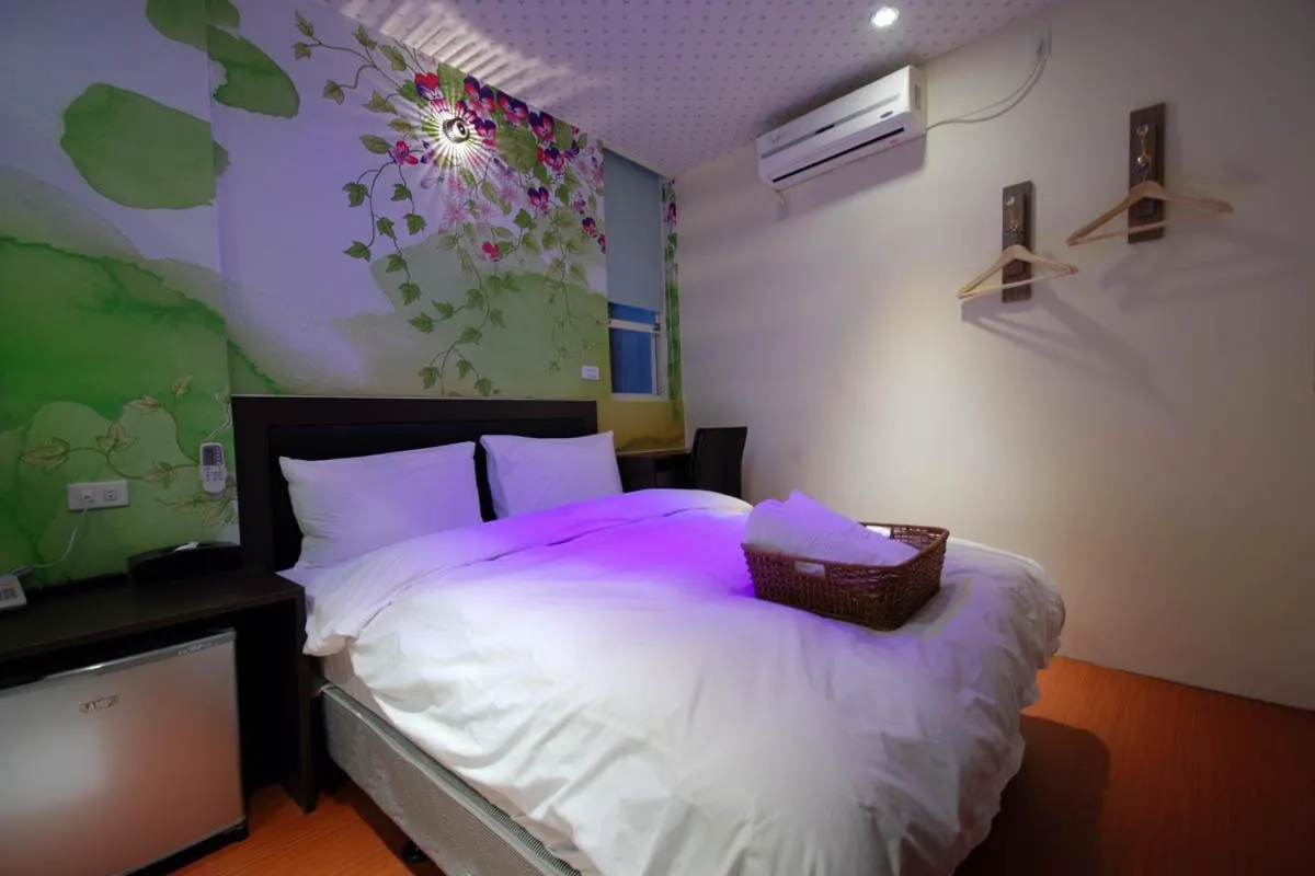 Image 5 of Happiness Inn