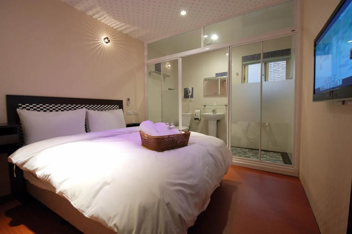 Image 6 of Happiness Inn