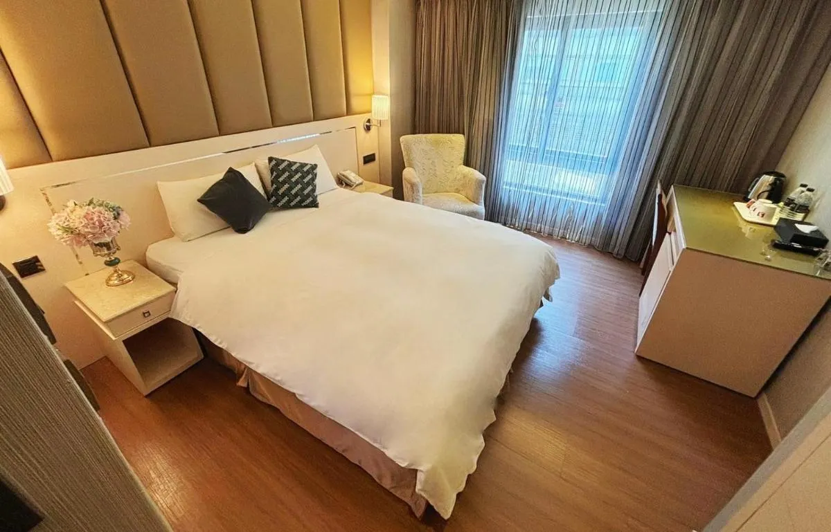 Image 1 of HopeCity MinSheng Hotel