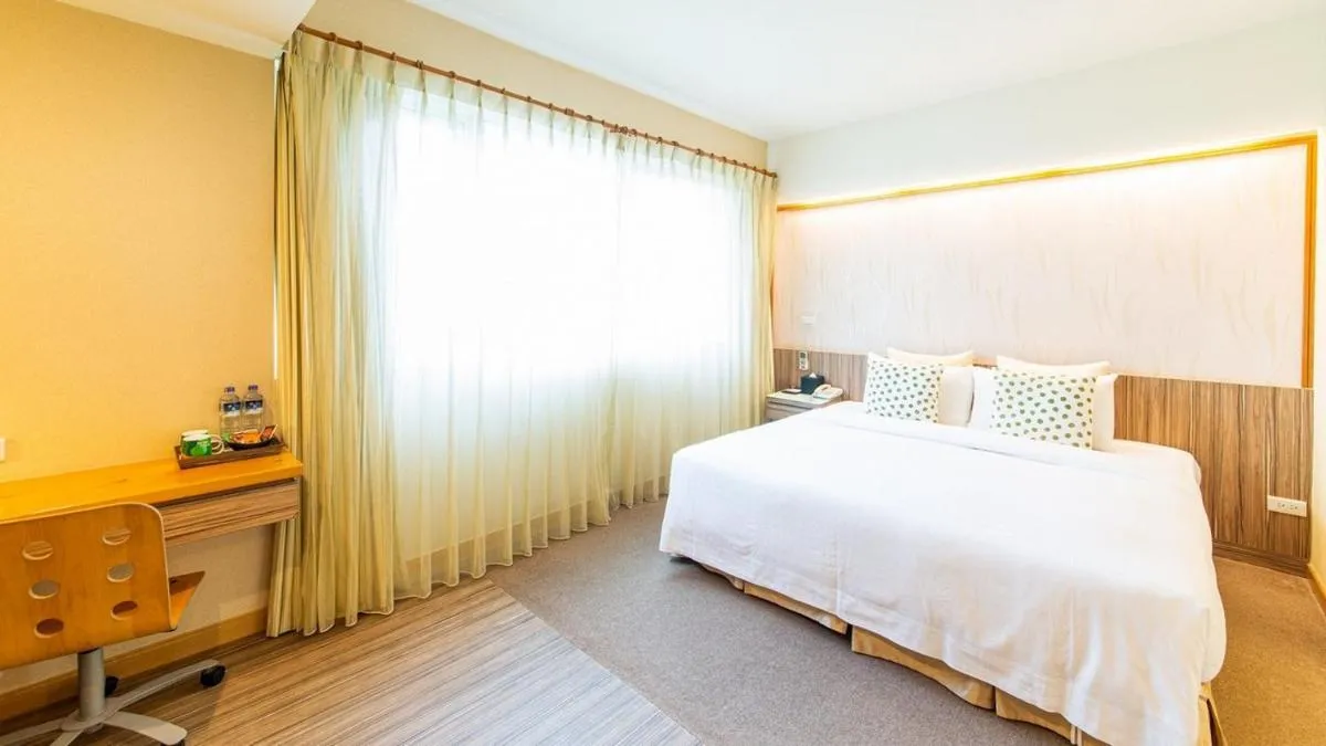 Image 5 of Hotel Color