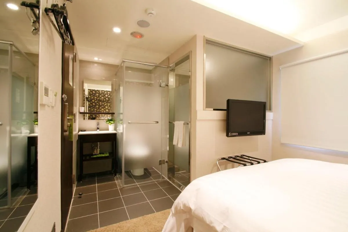 Image 1 of Hotel Puri