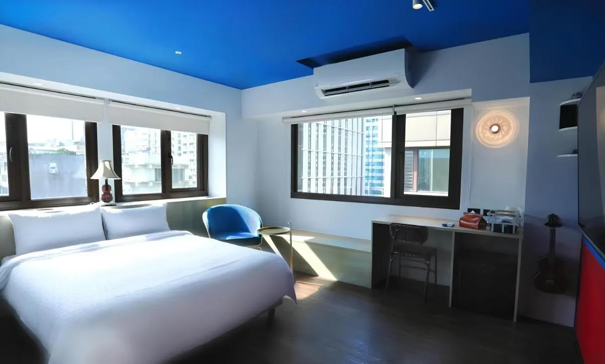 Image 1 of Journey Town Inn