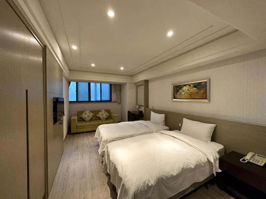 Image of Link World Hotel