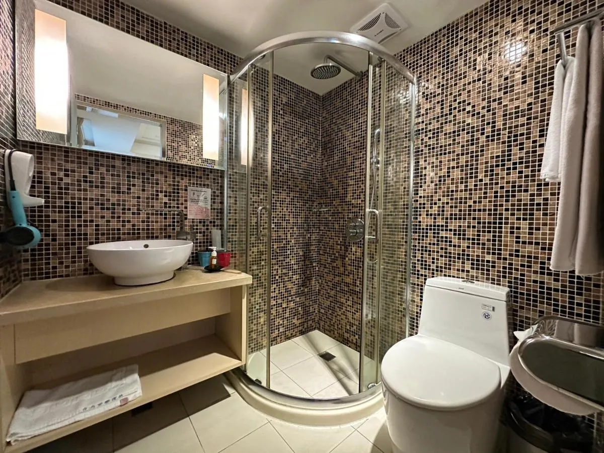 Image 1 of Link World Hotel