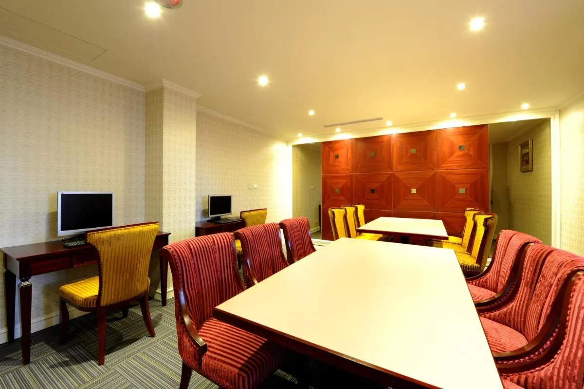 Image 4 of MRT Hotel