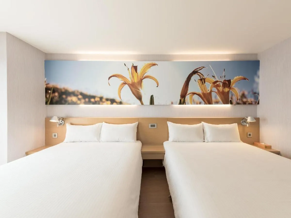 Image 1 of Mellow Fields Hotel