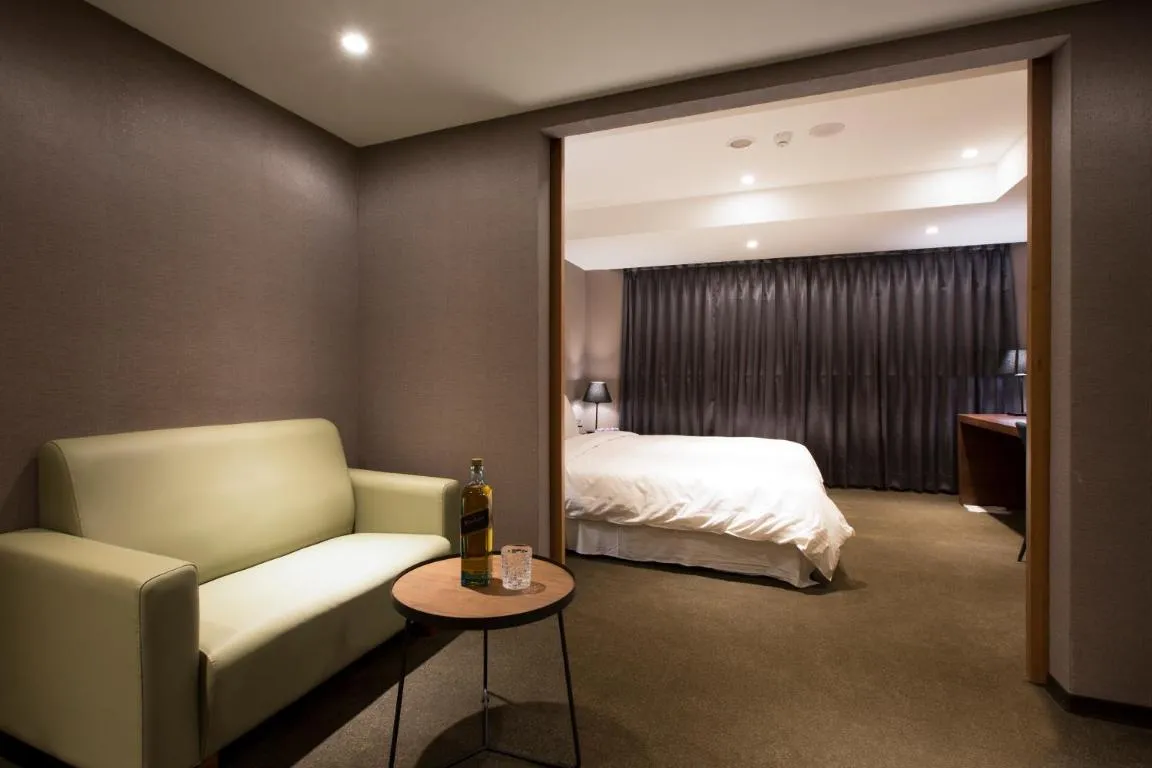 Image of Noble Hotel
