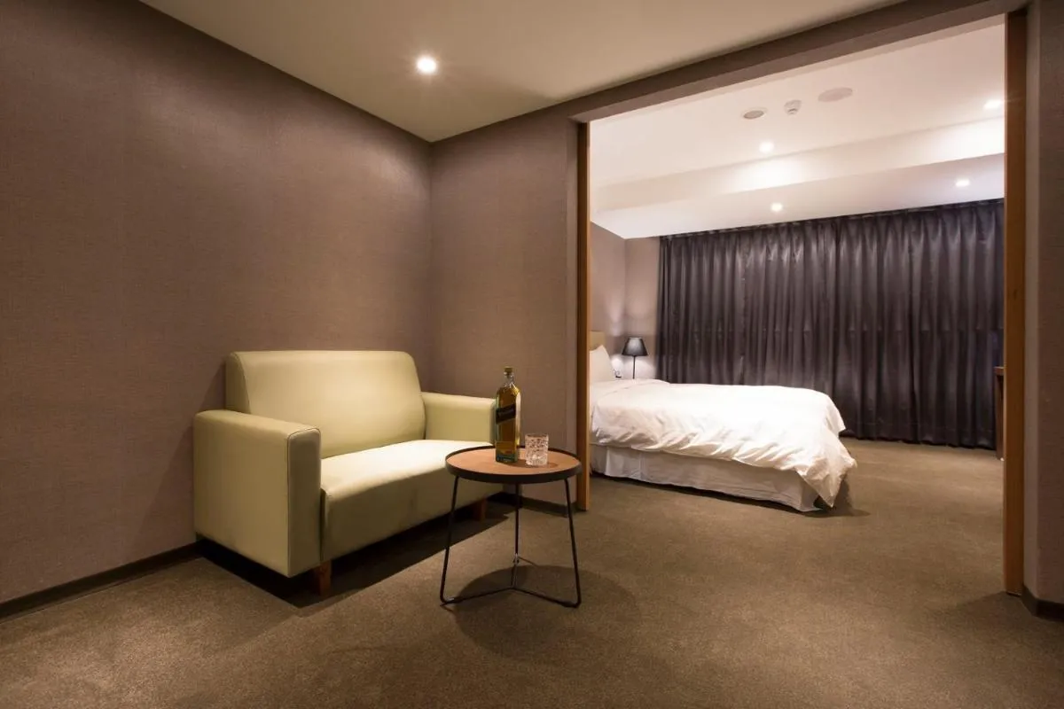 Image 6 of Noble Hotel