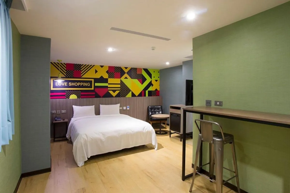 Image 1 of Rainbow Hotel
