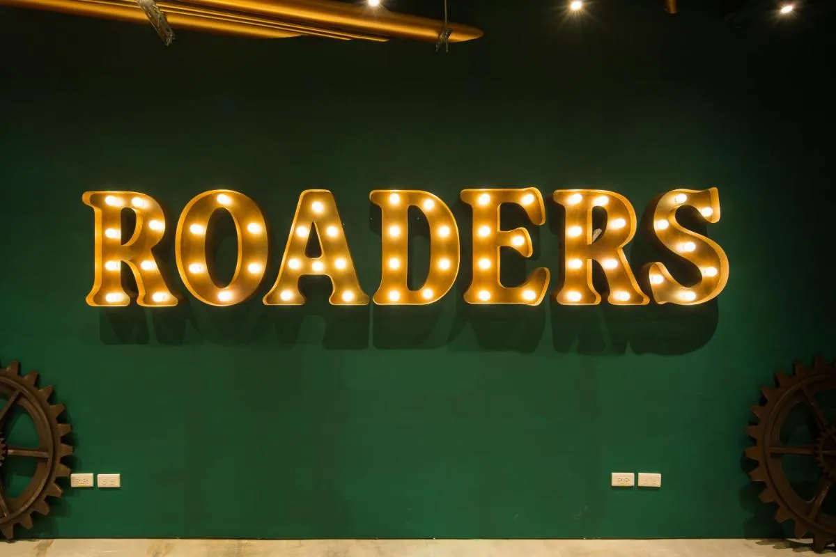 Image 2 of Roaders Hotel – Zhonghua