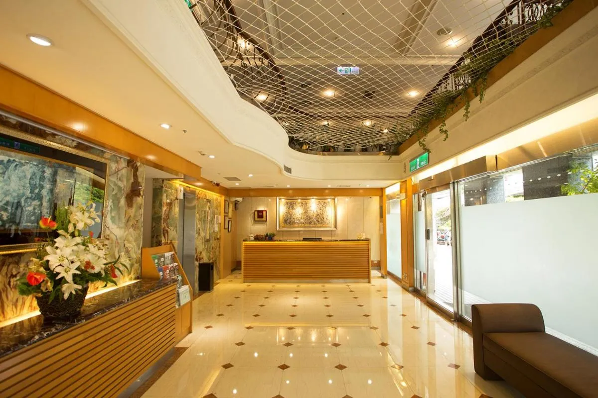 Image 5 of Silken Hotel