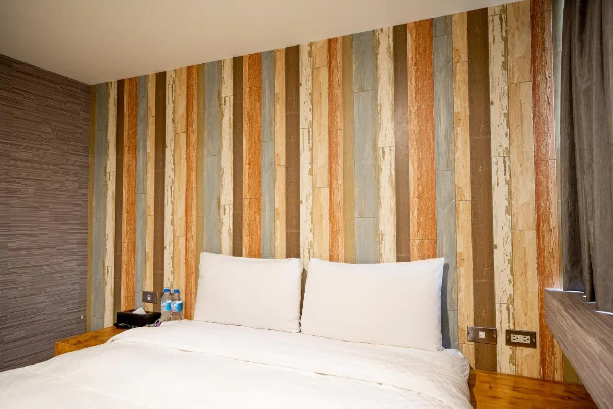 Image 6 of The Cole Hotel