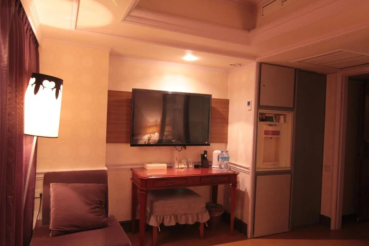 Image 2 of The Moon Hotel