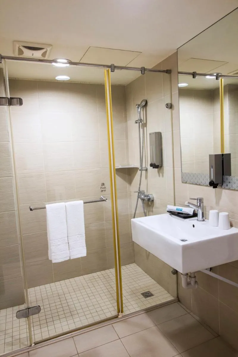 Image 6 of VIP Hotel