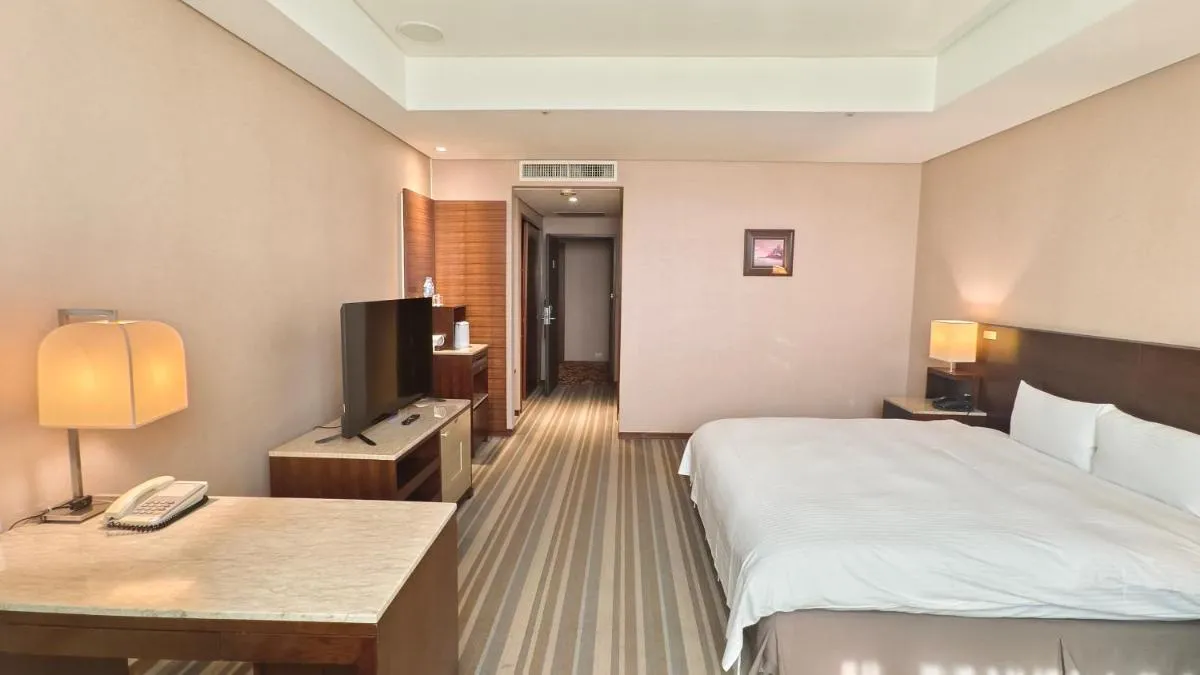 Image 4 of Via Hotel Breeze