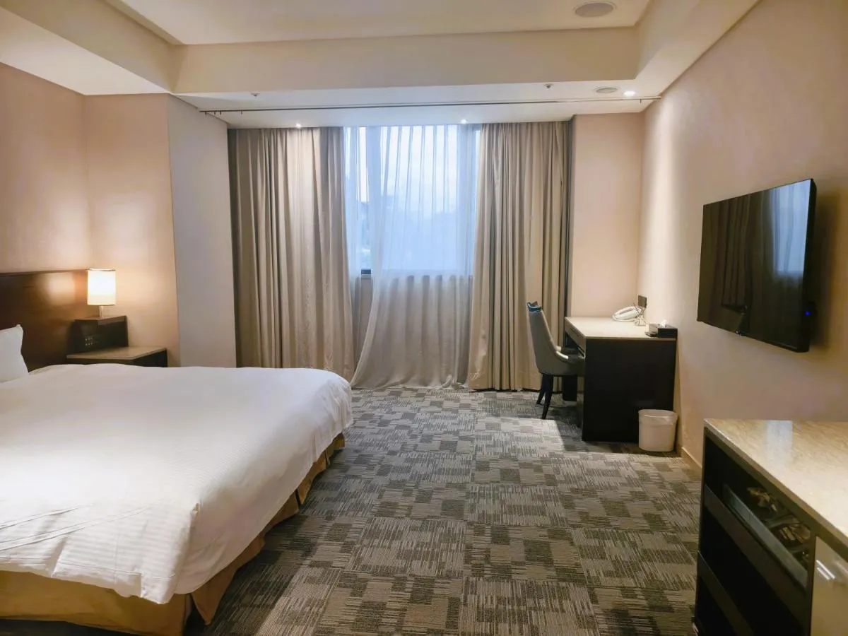 Image 2 of Via Hotel Breeze