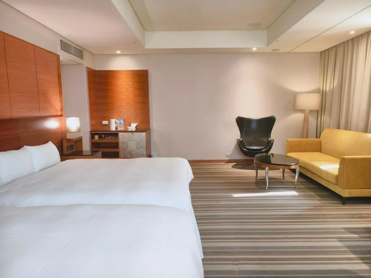 Image 1 of Via Hotel Breeze