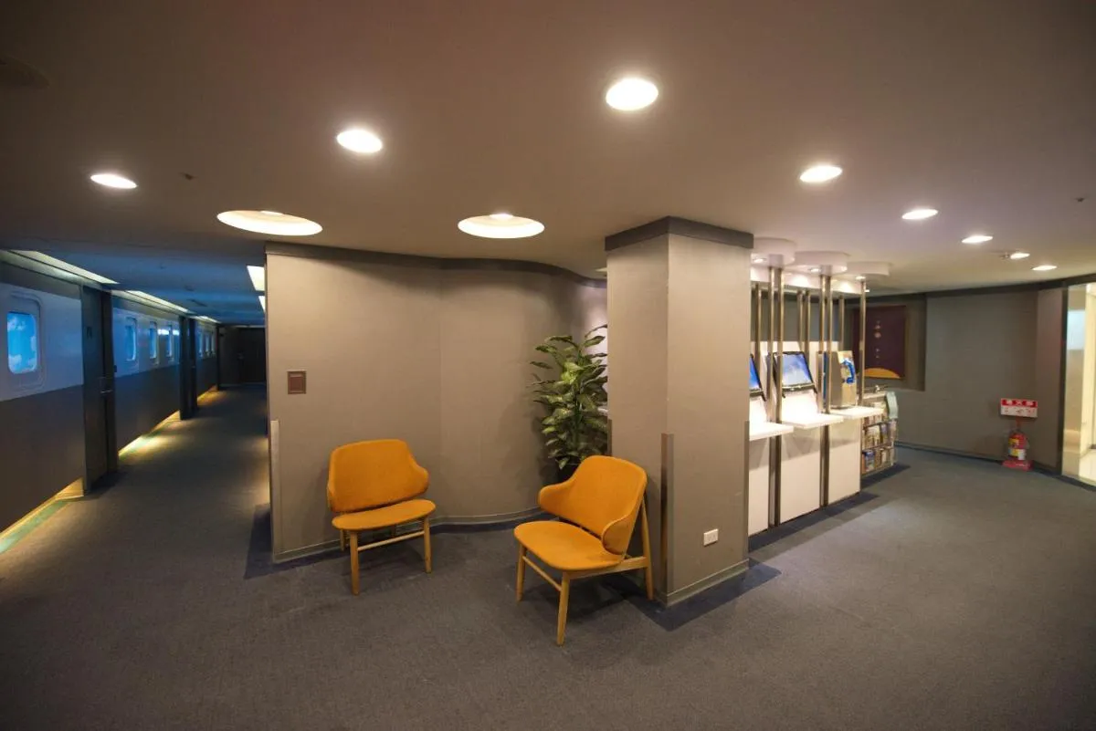 Image 3 of Ximen Airline Hotel
